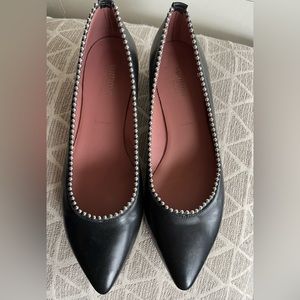 Leather flat pointed shoe - size 91/2